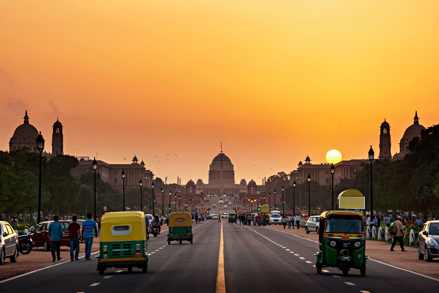 Indian ETFs Soar to Record Highs in 2023: Optimistic Trends Amid Elections and Global Economic Shifts